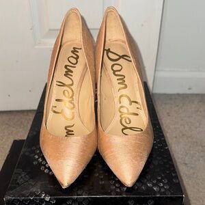Sam Edelman Women's Nude Silk pumps